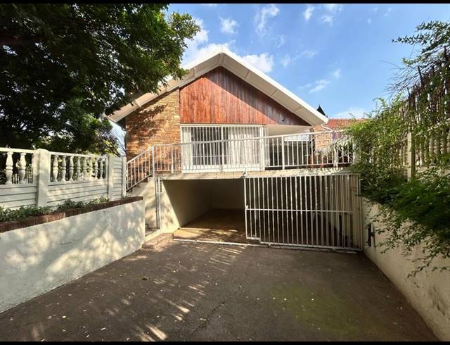 4 BEDROOM HOUSE FOR SALE IN SELCOURT